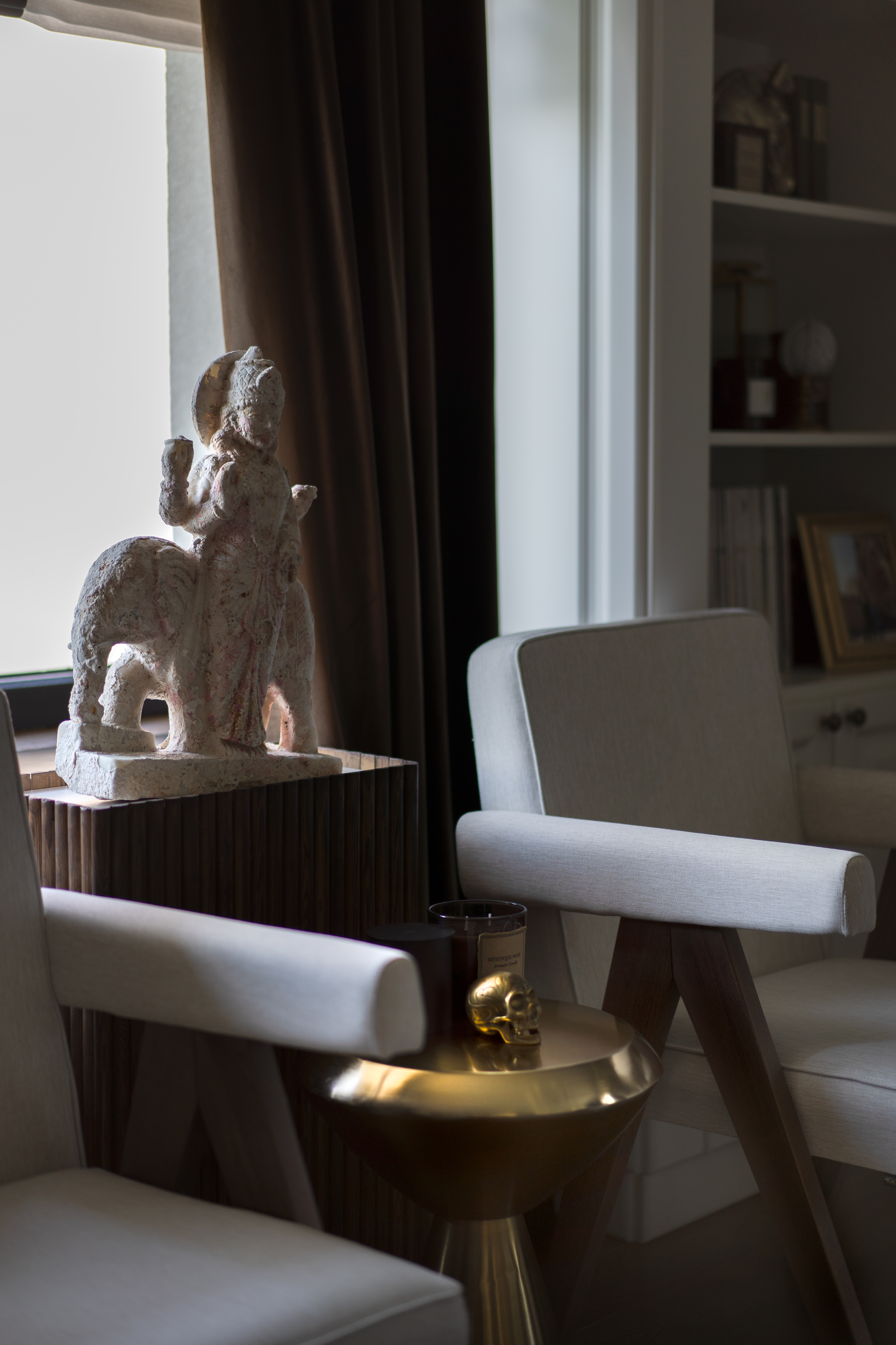The Quiet Rooms of the Wealthy — Why the Best Homes are Never Seen