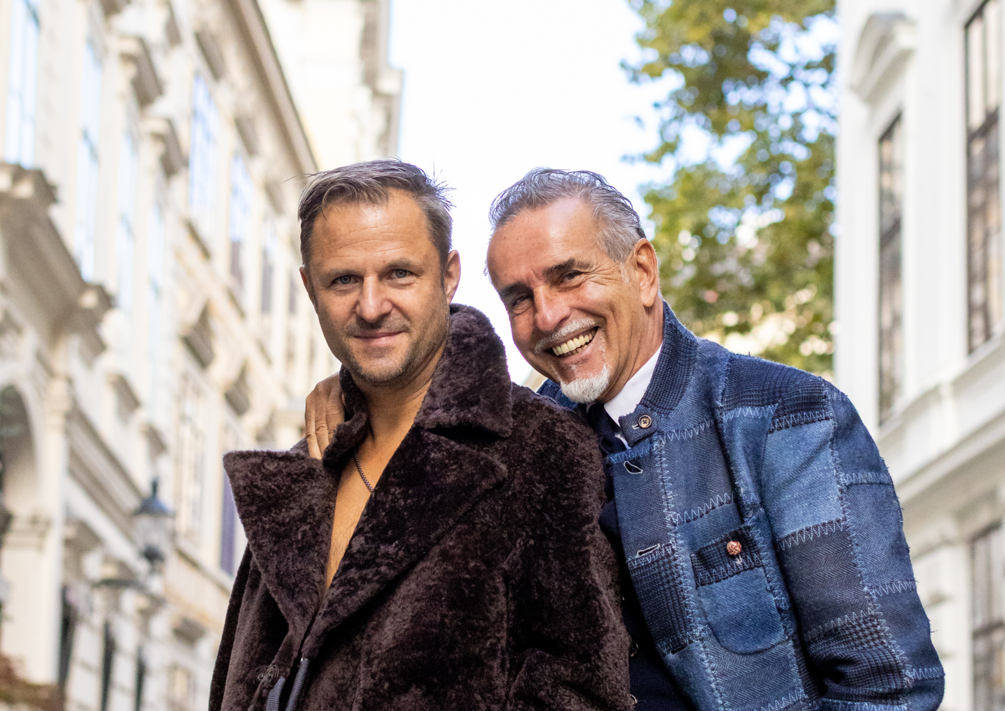 When Shorts Become Chic: Luis Trenker’s New Rules on Evening Elegance